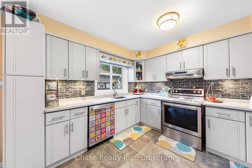 363 Wardell Street, Tay, photo 7