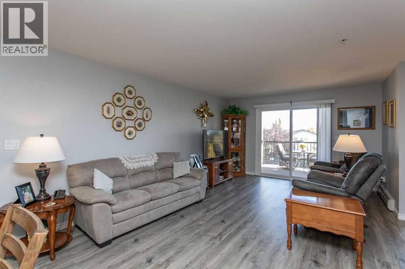 2311, 12B Ironside Street, Red Deer, photo 3
