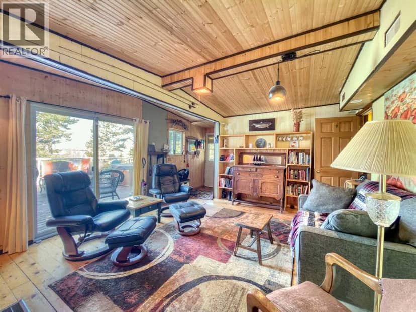 16 Lee Lake Road, Rural Pincher Creek No. 9, M.D. of, photo 5