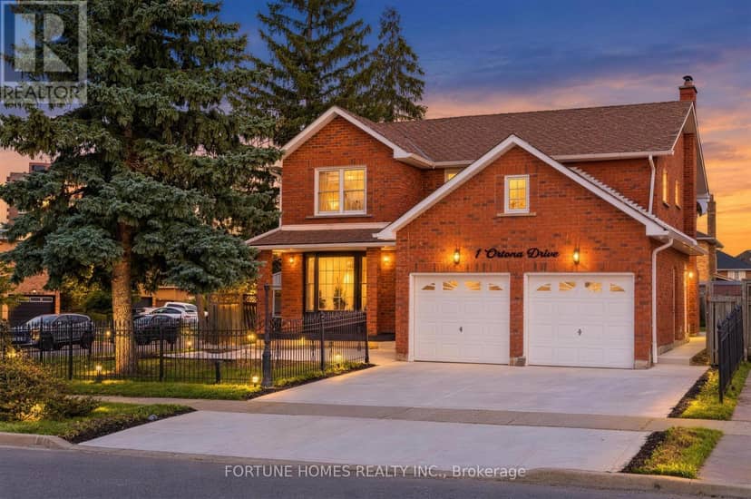 1 Ortona Drive, Brampton, photo 3