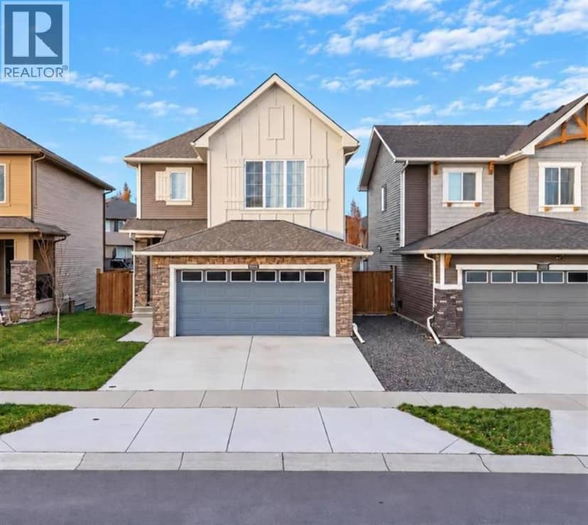 504 Monterey Drive SE, High River
