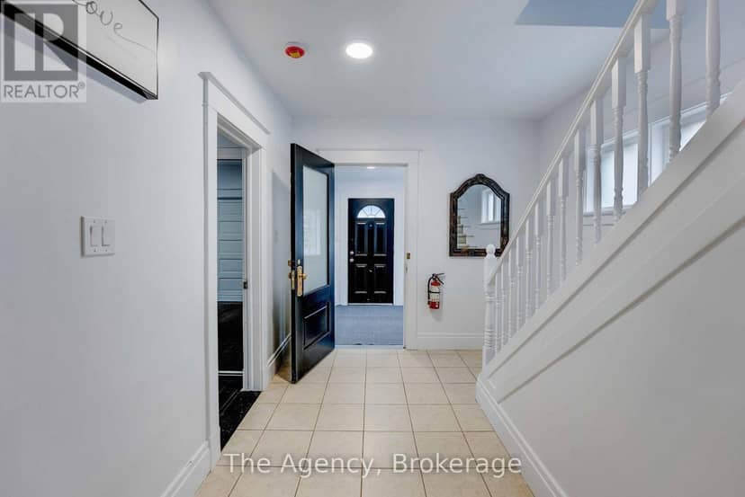 6499 Thorold Stone Road, Niagara Falls, photo 5