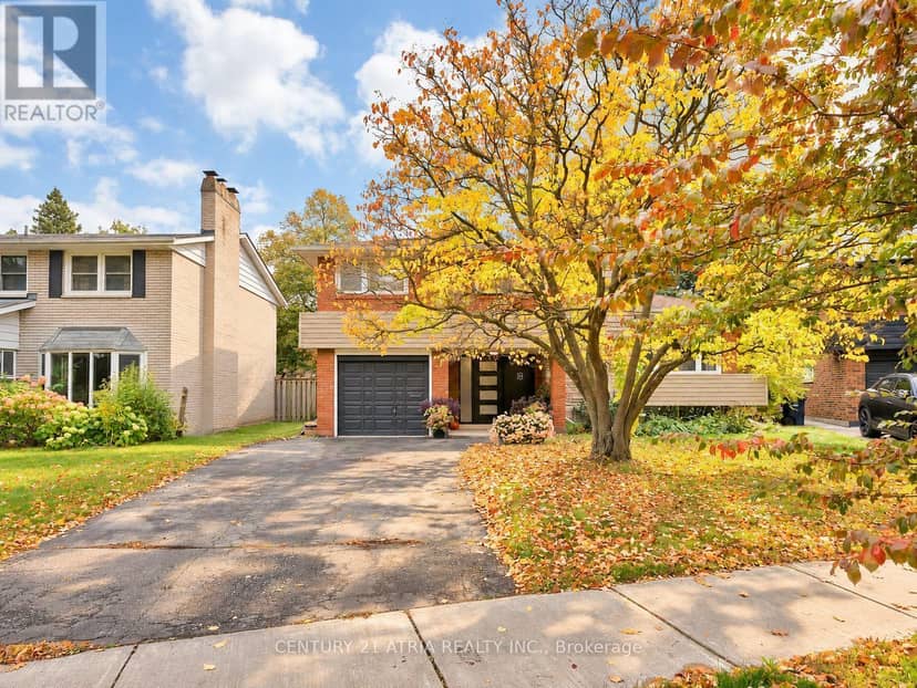 18 Castledene Crescent, Toronto, photo 4