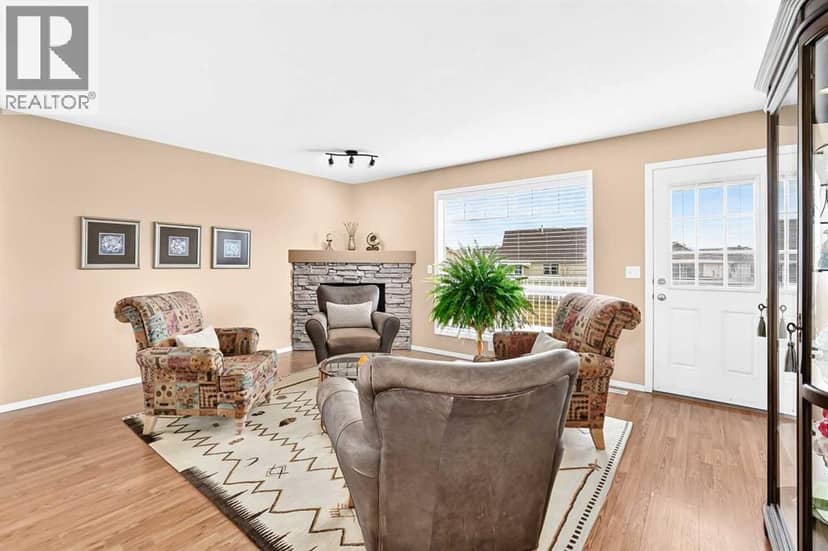 413 Jenkins Drive, Red Deer, photo 3
