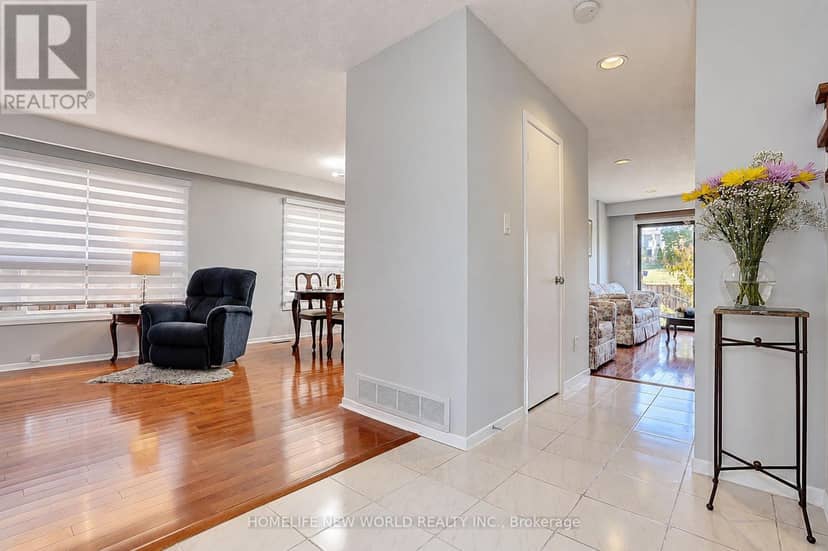 23 Shepmore Terrace, Toronto, photo 2