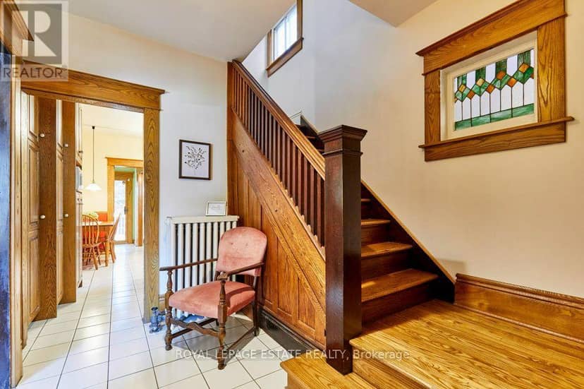 26 Bingham Avenue, Toronto, photo 2