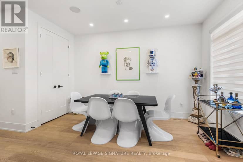 204 McRoberts Avenue, Toronto, photo 5