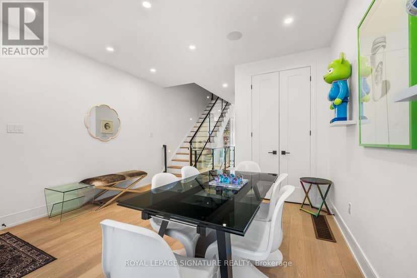204 McRoberts Avenue, Toronto, photo 7