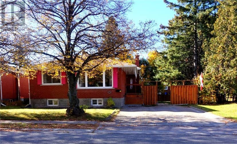 1063 BEAUMONT Avenue, Greater Sudbury