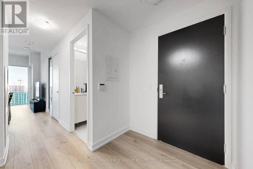 2201 - 158 Front Street E, Toronto, photo 3
