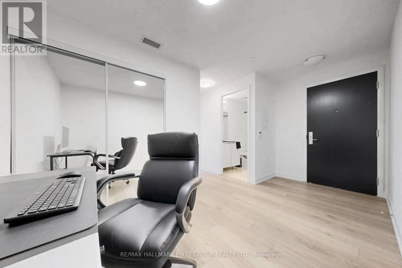 2201 - 158 Front Street E, Toronto, photo 6