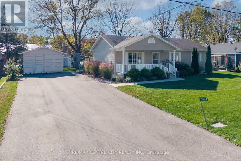 7957 Railroad Line, Brooke-Alvinston