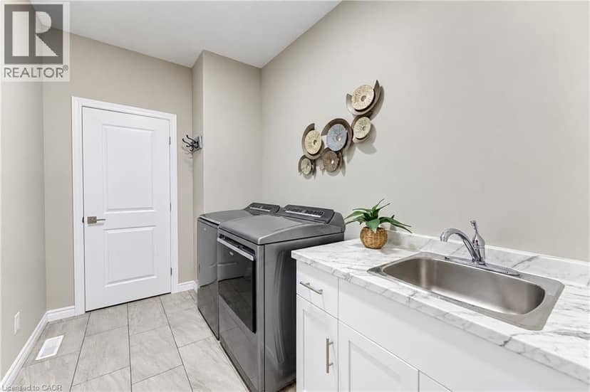 15 MATHESON Crescent, Innerkip, photo 8