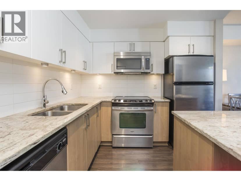 308 55 Eighth Avenue, New Westminster